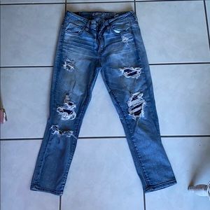 High-rise crop ripped jeans